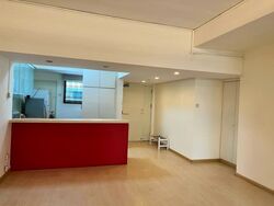 International Plaza (D2), Apartment #573174211